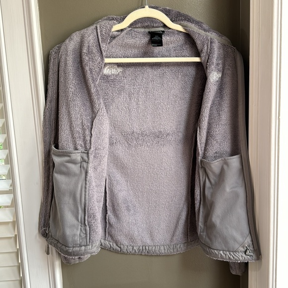 The North Face jacket, women’s medium, gray, excellent condition! - Picture 8 of 8